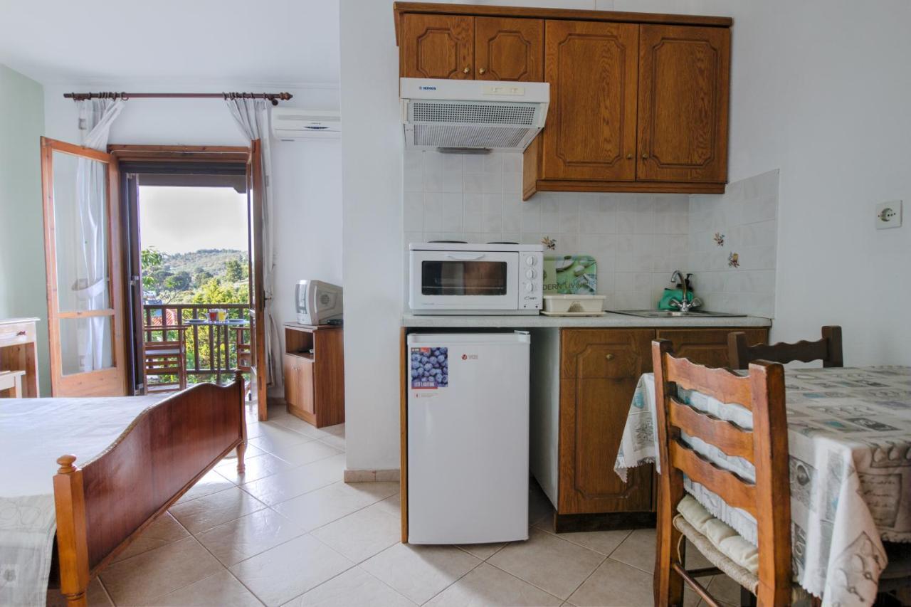 Studios Avra Άγιος Γεώργιος Εξωτερικό φωτογραφία